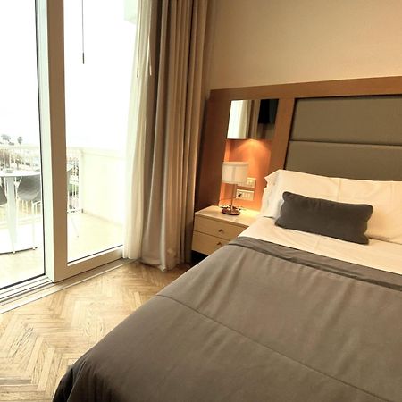 Hotel Abner'S Riccione Exterior foto